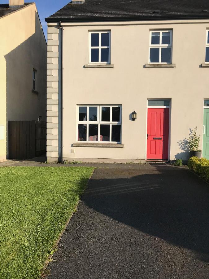 Modern 3-Bedroom Townhouse In The Mournes Newry Exterior photo